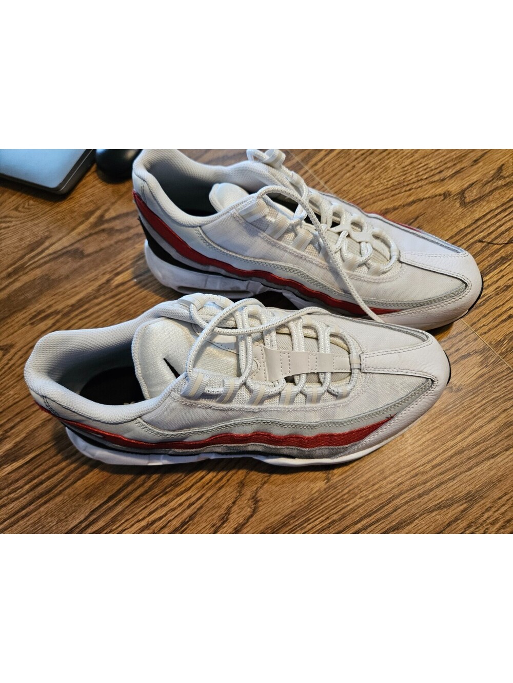 Nike SIZE 10.5 Air Max 95 Essential Shoes Sneakers Black White Red No Box